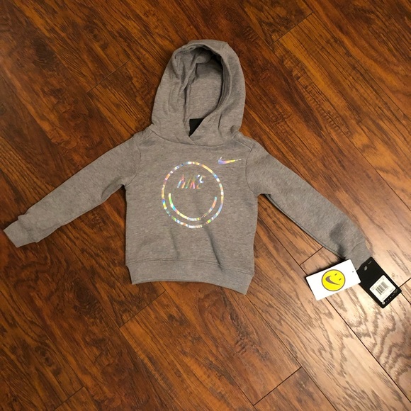 Nike Other - ⬇️Nike super cute hoodie 😍🐣